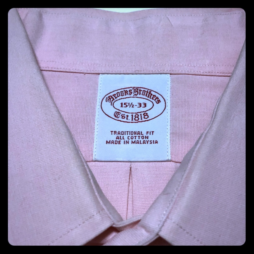 Brooks Brothers 151/2-33 cuff link shirt. EUC!
